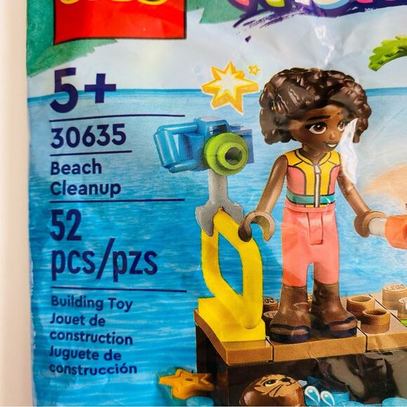 Lego | Friends Beach Clean Up NWT 52 Pieces Set 30635 - Picture 2 of 3